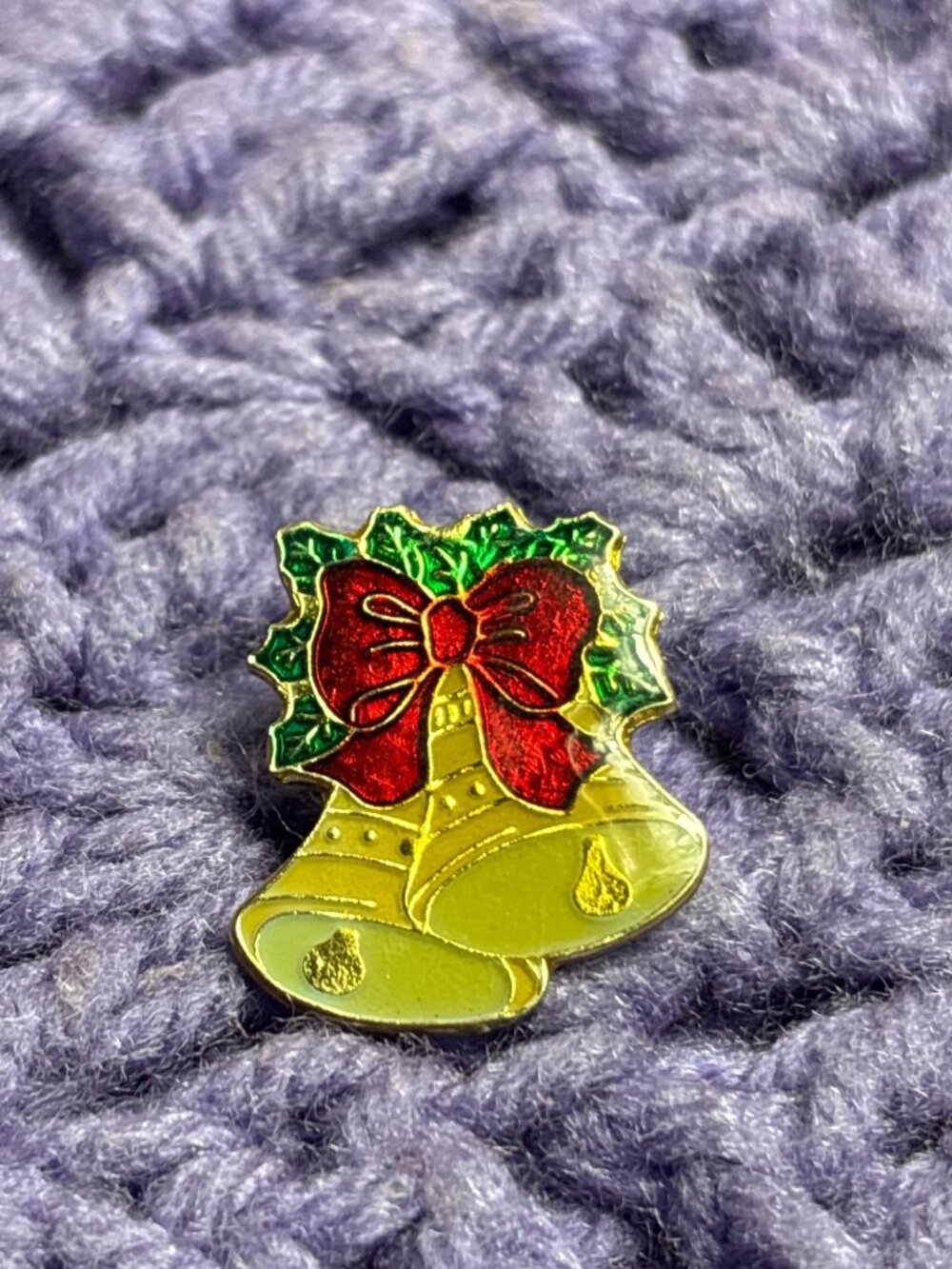 Christmas Bell Lapel Pin 1"